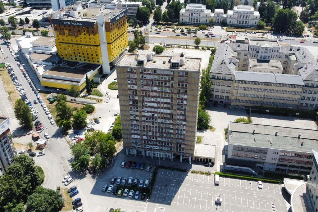 Unit4Six Apartment Sarajevo Bagian luar foto
